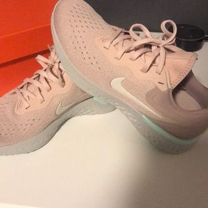 Nike odyssey react shoe